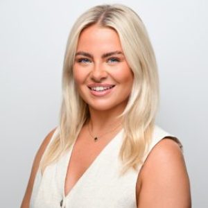 Profile photo of Bobbi Thompson